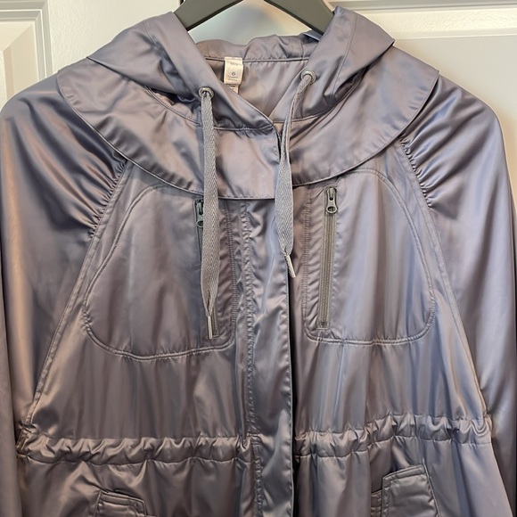 Lululemon caplet - Picture 2 of 5